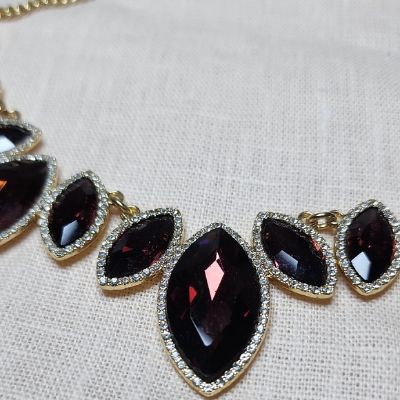 Charming Charlie Crystal Rhinestone Elegant Gold and Purple Necklace 21" - Picture 6 of 12